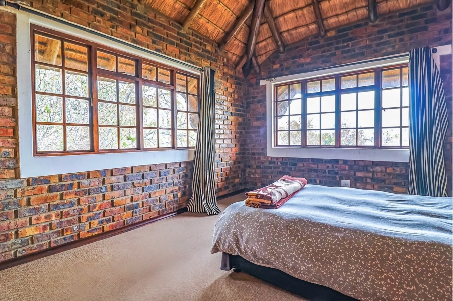 8 Bedroom Property for Sale in Oranjeville Free State